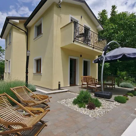 House With Pool