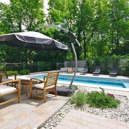 빌라 House With Pool *